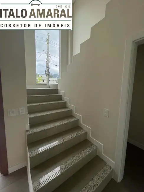 Foto 4 de Casa de Condomínio com 3 quartos à venda, 224m2 em Santa Regina, Camboriu - SC