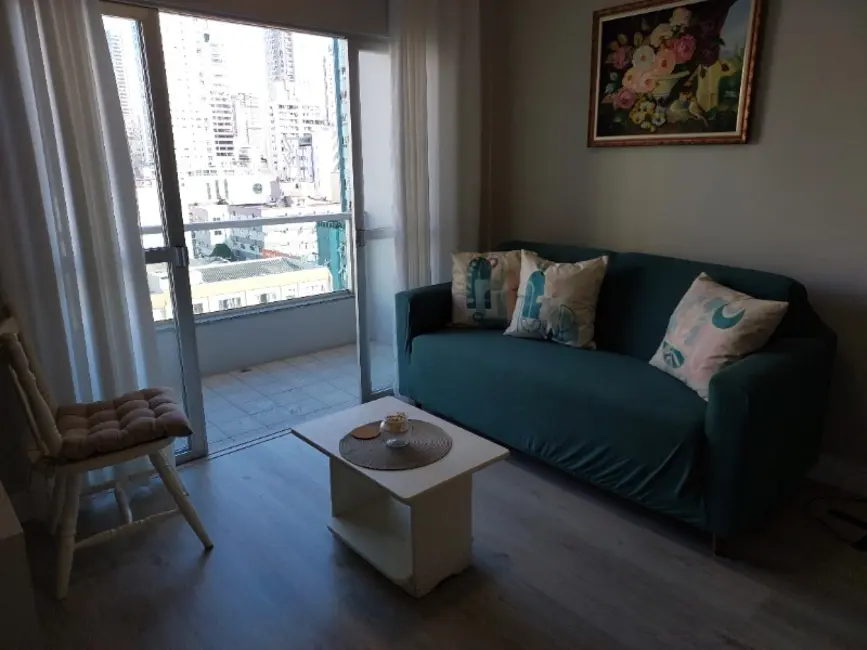 Apartamento com 2 quartos para alugar, 73m2 em Centro, Balneario Camboriu - SC - imagem 2 Foto 2 de Apartamento com 2 quartos para alugar, 73m2 em Centro, Balneario Camboriu - SC