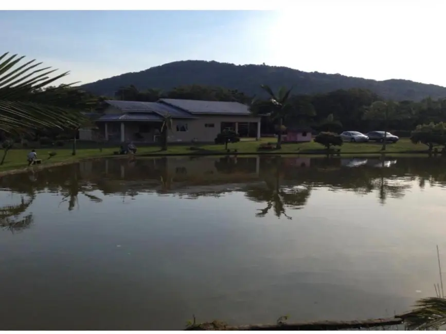 Foto 2 de Chácara à venda, 51000m2 em Camboriu - SC