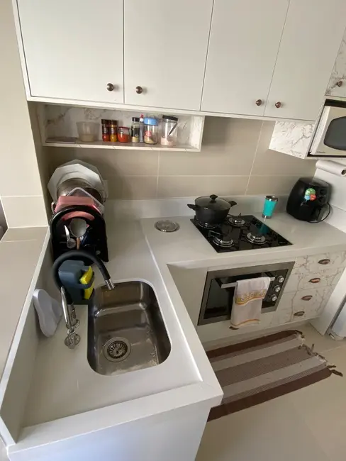 Apartamento com 3 quartos para alugar, 85m2 em Centro, Balneario Camboriu - SC - imagem 4 Foto 4 de Apartamento com 3 quartos para alugar, 85m2 em Centro, Balneario Camboriu - SC