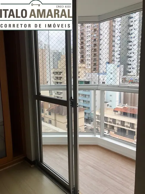 Apartamento com 3 quartos para alugar, 85m2 em Centro, Balneario Camboriu - SC - imagem 5 Foto 5 de Apartamento com 3 quartos para alugar, 85m2 em Centro, Balneario Camboriu - SC