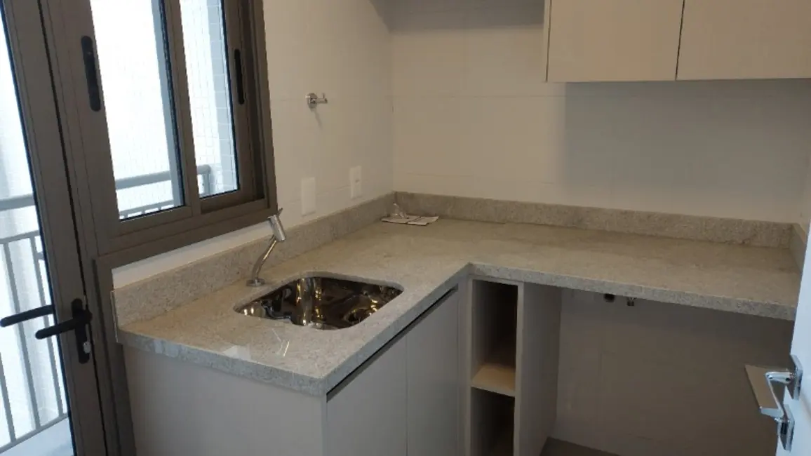 Apartamento com 3 quartos à venda, 143m2 em Centro, Balneario Camboriu - SC - imagem 5 Foto 5 de Apartamento com 3 quartos à venda, 143m2 em Centro, Balneario Camboriu - SC