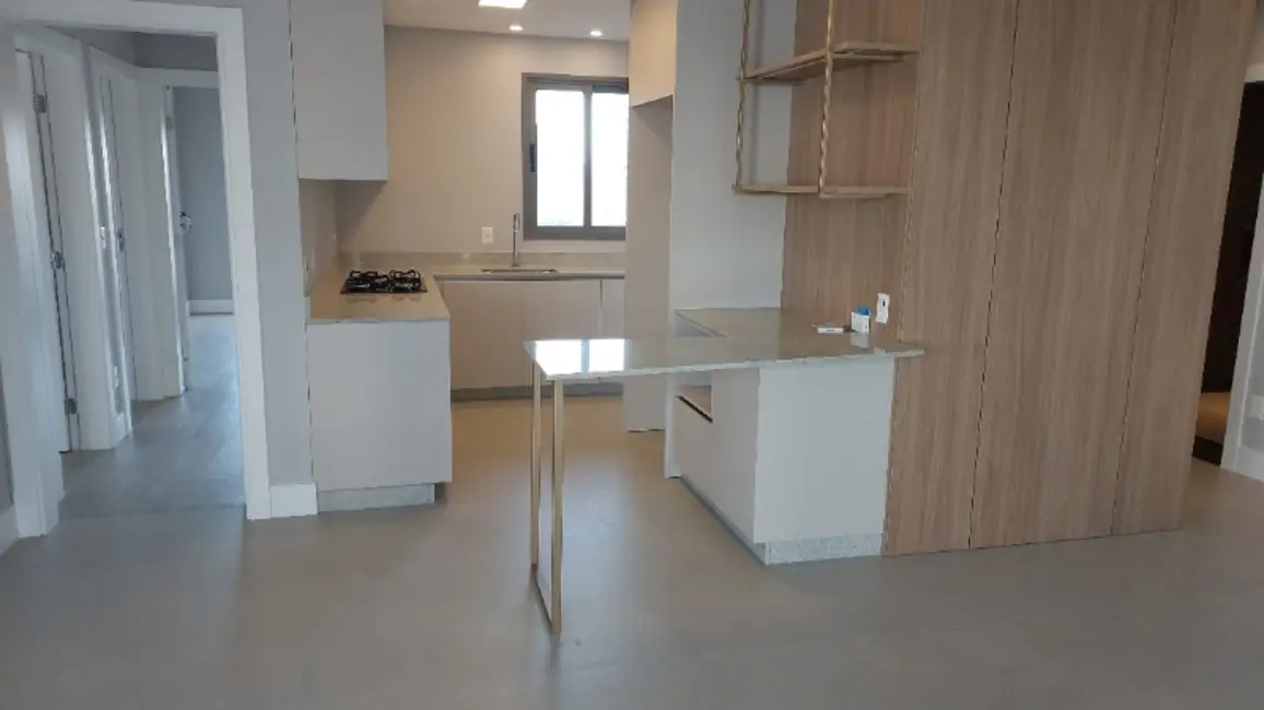 Apartamento com 3 quartos à venda, 143m2 em Centro, Balneario Camboriu - SC - imagem 3 Foto 3 de Apartamento com 3 quartos à venda, 143m2 em Centro, Balneario Camboriu - SC