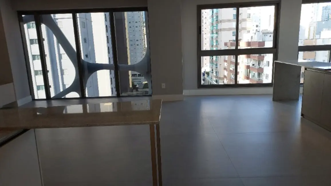 Apartamento com 3 quartos à venda, 143m2 em Centro, Balneario Camboriu - SC - imagem 6 Foto 6 de Apartamento com 3 quartos à venda, 143m2 em Centro, Balneario Camboriu - SC