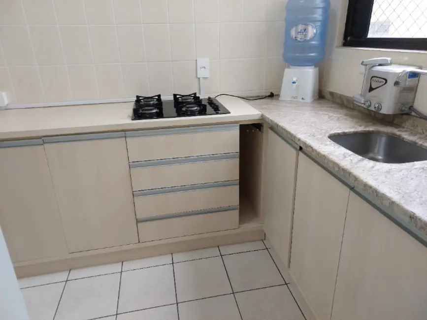 Apartamento com 2 quartos para alugar, 80m2 em Centro, Balneario Camboriu - SC - imagem 4 Foto 4 de Apartamento com 2 quartos para alugar, 80m2 em Centro, Balneario Camboriu - SC