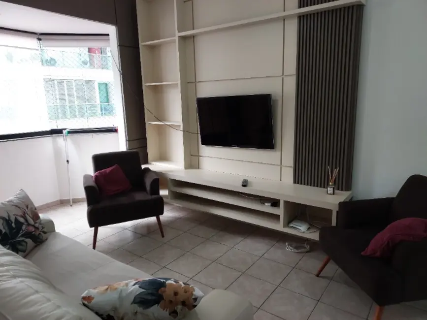 Apartamento com 2 quartos para alugar, 80m2 em Centro, Balneario Camboriu - SC - imagem 2 Foto 2 de Apartamento com 2 quartos para alugar, 80m2 em Centro, Balneario Camboriu - SC