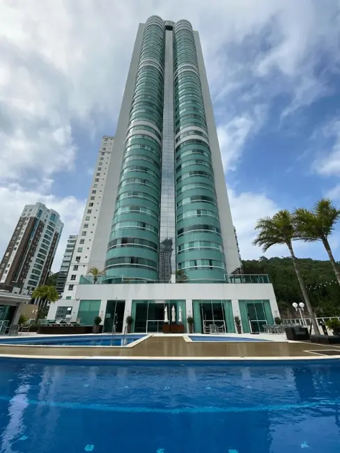 Foto 2 de Apartamento com 3 quartos à venda, 138m2 em Pioneiros, Balneario Camboriu - SC