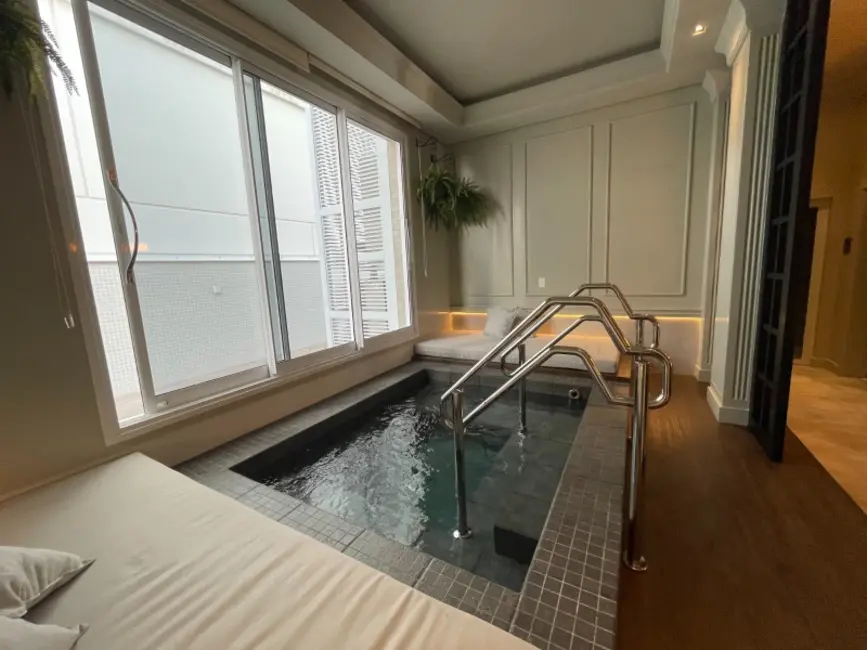 Foto 4 de Apartamento com 4 quartos à venda, 120m2 em Centro, Balneario Camboriu - SC