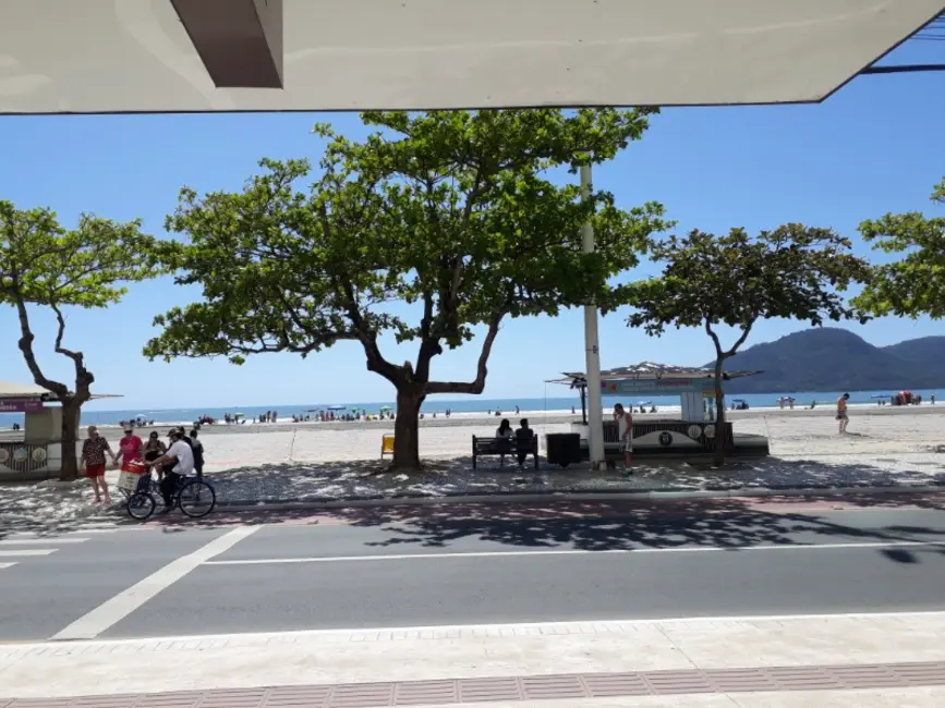 Apartamento com 2 quartos para alugar, 68m2 em Centro, Balneario Camboriu - SC - imagem 7 Foto 7 de Apartamento com 2 quartos para alugar, 68m2 em Centro, Balneario Camboriu - SC
