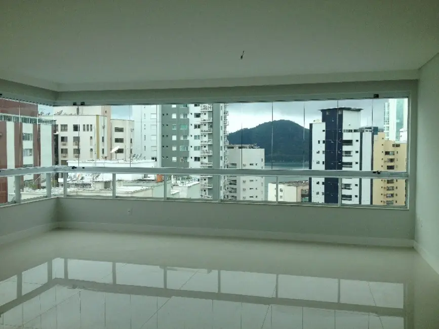 Foto 6 de Apartamento com 3 quartos à venda, 145m2 em Centro, Balneario Camboriu - SC