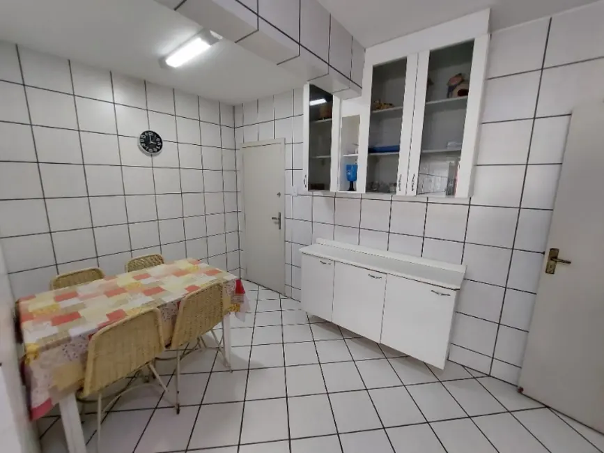 Foto 7 de Apartamento com 2 quartos para alugar, 90m2 em Centro, Balneario Camboriu - SC