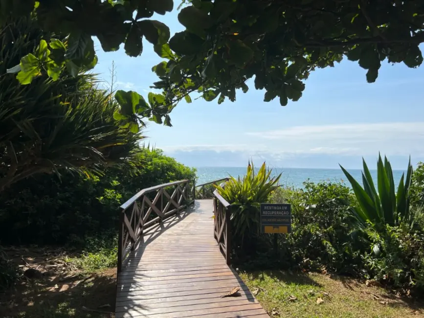 Sobrado com 1 quarto para alugar, 55m2 em Balneario Camboriu - SC - imagem 3 Foto 3 de Sobrado com 1 quarto para alugar, 55m2 em Balneario Camboriu - SC