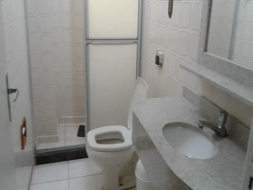 Apartamento com 3 quartos para alugar, 108m2 em Centro, Balneario Camboriu - SC - imagem 8 Foto 8 de Apartamento com 3 quartos para alugar, 108m2 em Centro, Balneario Camboriu - SC