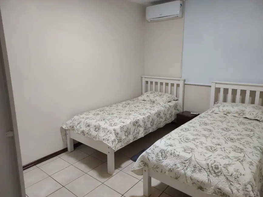 Foto 8 de Apartamento com 3 quartos para alugar, 108m2 em Centro, Balneario Camboriu - SC