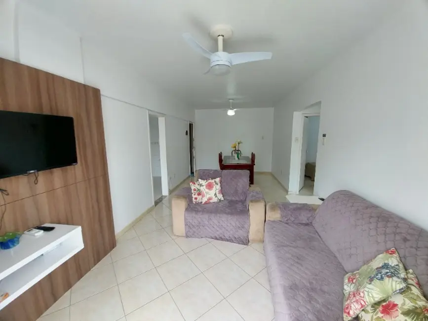 Apartamento com 2 quartos para alugar, 70m2 em Centro, Balneario Camboriu - SC - imagem 3 Foto 3 de Apartamento com 2 quartos para alugar, 70m2 em Centro, Balneario Camboriu - SC