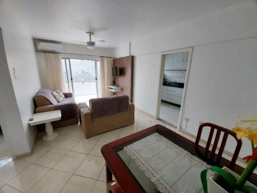 Apartamento com 2 quartos para alugar, 70m2 em Centro, Balneario Camboriu - SC - imagem 6 Foto 6 de Apartamento com 2 quartos para alugar, 70m2 em Centro, Balneario Camboriu - SC