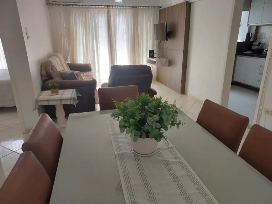 Apartamento com 2 quartos para alugar, 70m2 em Centro, Balneario Camboriu - SC - imagem 1 Foto 1 de Apartamento com 2 quartos para alugar, 70m2 em Centro, Balneario Camboriu - SC
