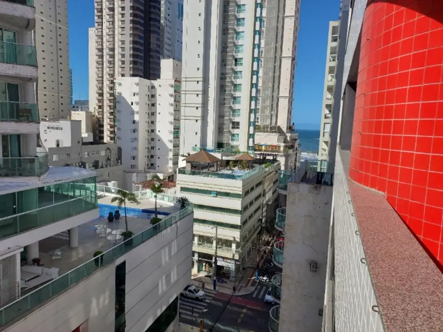 Apartamento com 2 quartos para alugar, 72m2 em Centro, Balneario Camboriu - SC - imagem 2 Foto 2 de Apartamento com 2 quartos para alugar, 72m2 em Centro, Balneario Camboriu - SC