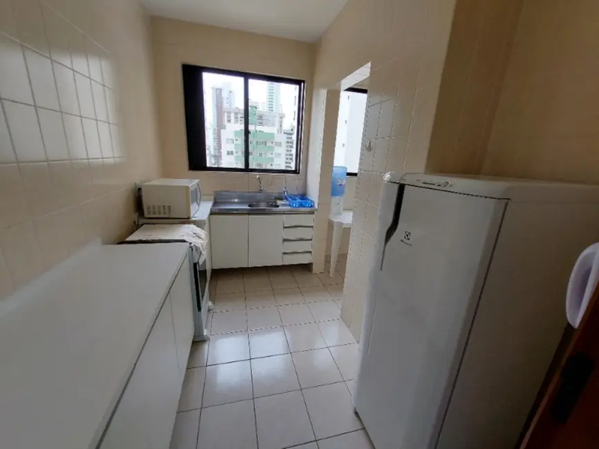 Apartamento com 2 quartos para alugar, 72m2 em Centro, Balneario Camboriu - SC - imagem 5 Foto 5 de Apartamento com 2 quartos para alugar, 72m2 em Centro, Balneario Camboriu - SC
