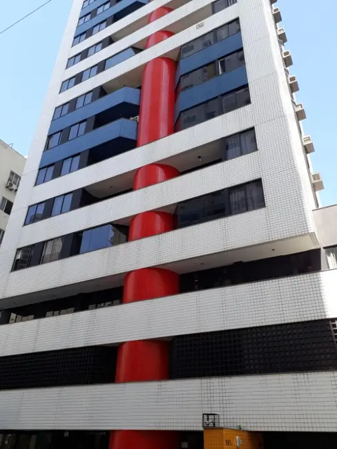 Apartamento com 2 quartos para alugar, 72m2 em Centro, Balneario Camboriu - SC - imagem 4 Foto 4 de Apartamento com 2 quartos para alugar, 72m2 em Centro, Balneario Camboriu - SC