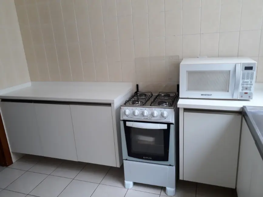 Apartamento com 2 quartos para alugar, 72m2 em Centro, Balneario Camboriu - SC - imagem 7 Foto 7 de Apartamento com 2 quartos para alugar, 72m2 em Centro, Balneario Camboriu - SC