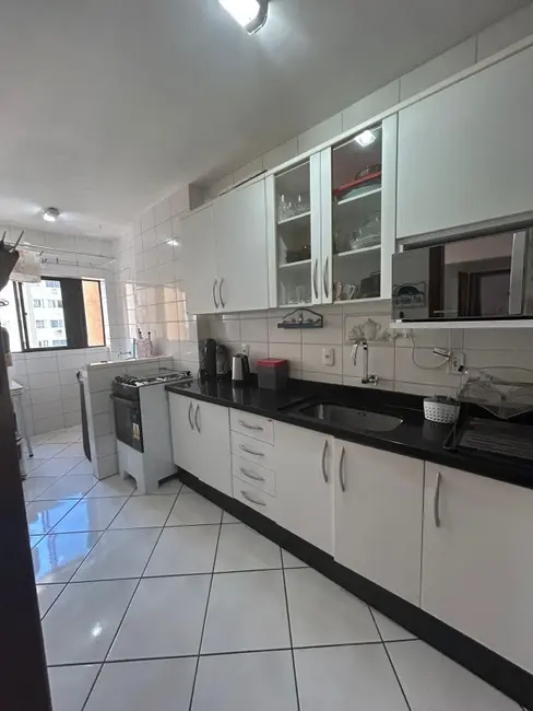 Foto 5 de Apartamento com 2 quartos para alugar, 85m2 em Centro, Balneario Camboriu - SC