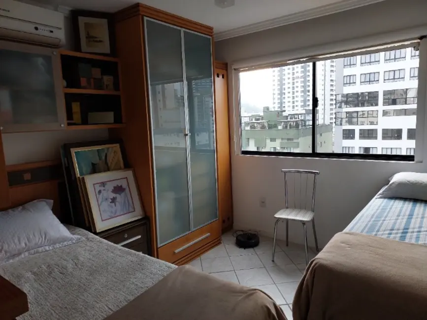 Apartamento com 3 quartos à venda, 170m2 em Centro, Balneario Camboriu - SC - imagem 8 Foto 8 de Apartamento com 3 quartos à venda, 170m2 em Centro, Balneario Camboriu - SC