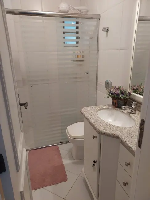 Apartamento com 2 quartos à venda, 78m2 em Centro, Balneario Camboriu - SC - imagem 6 Foto 6 de Apartamento com 2 quartos à venda, 78m2 em Centro, Balneario Camboriu - SC