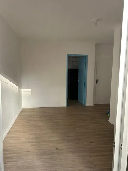 Apartamento com 2 quartos à venda, 70m2 em Centro, Balneario Camboriu - SC - imagem 8 Foto 8 de Apartamento com 2 quartos à venda, 70m2 em Centro, Balneario Camboriu - SC