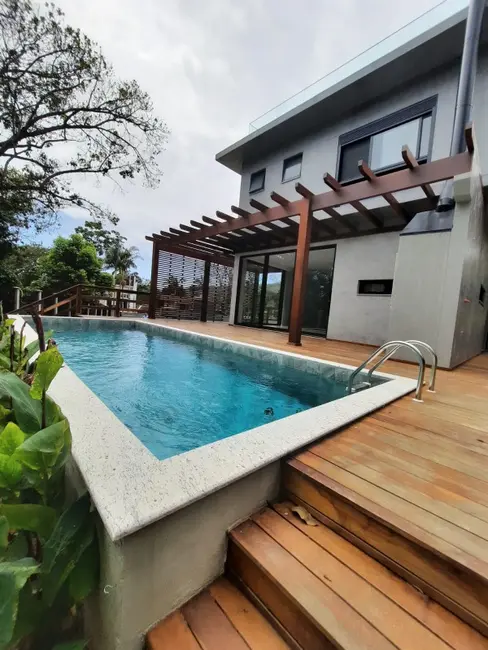 Foto 6 de Casa de Condomínio com 3 quartos à venda, 258m2 em Praia das Taquaras, Balneario Camboriu - SC