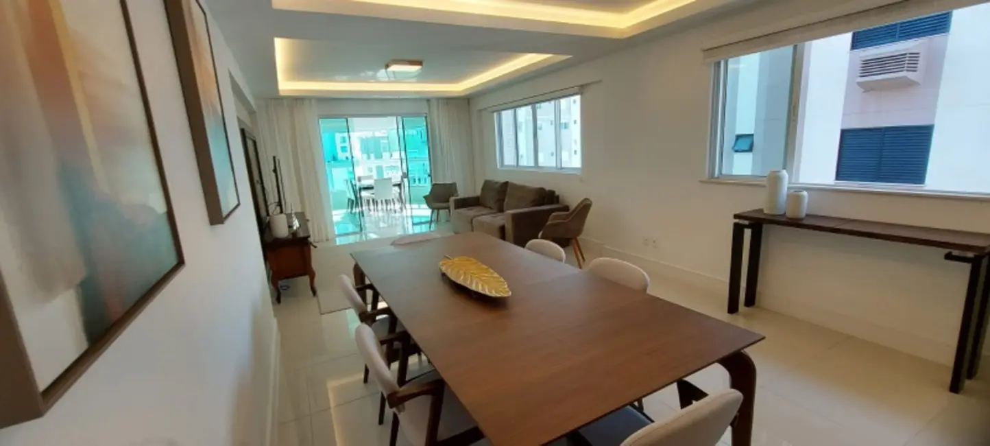 Foto 5 de Apartamento com 3 quartos à venda, 143m2 em Centro, Balneario Camboriu - SC