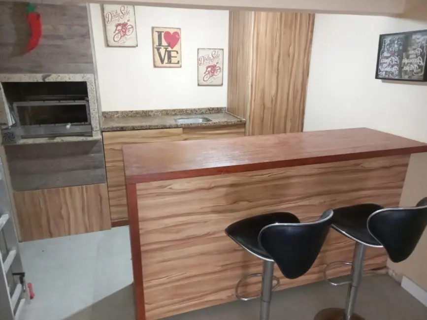 Sobrado com 3 quartos à venda, 120m2 em Cabeçudas, Itajai - SC - imagem 8 Foto 8 de Sobrado com 3 quartos à venda, 120m2 em Cabeçudas, Itajai - SC