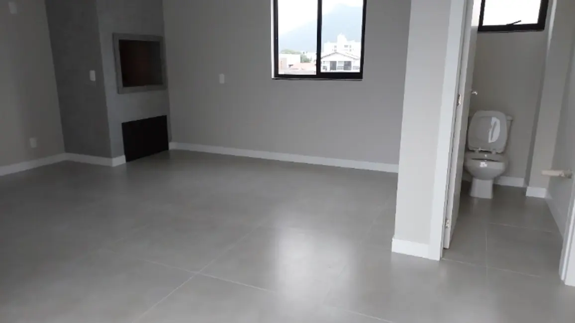 Sobrado com 3 quartos à venda, 183m2 em Centro, Balneario Camboriu - SC - imagem 6 Foto 6 de Sobrado com 3 quartos à venda, 183m2 em Centro, Balneario Camboriu - SC