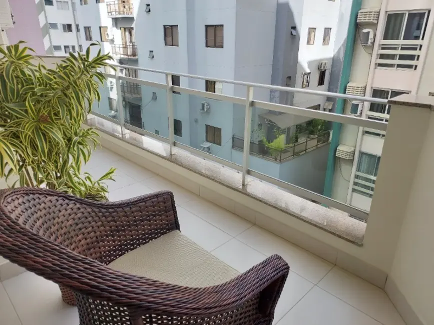 Apartamento com 2 quartos para alugar, 70m2 em Centro, Balneario Camboriu - SC - imagem 6 Foto 6 de Apartamento com 2 quartos para alugar, 70m2 em Centro, Balneario Camboriu - SC