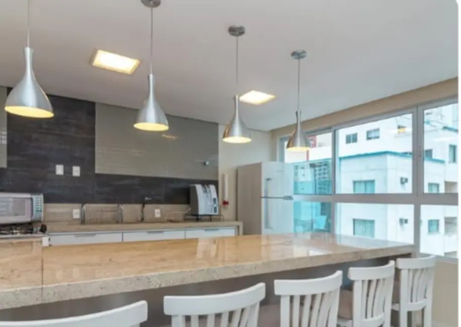 Foto 2 de Apartamento com 1 quarto à venda, 97m2 em Pioneiros, Balneario Camboriu - SC