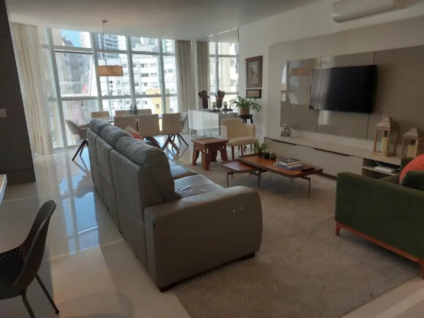 Foto 3 de Apartamento com 3 quartos à venda, 130m2 em Centro, Balneario Camboriu - SC