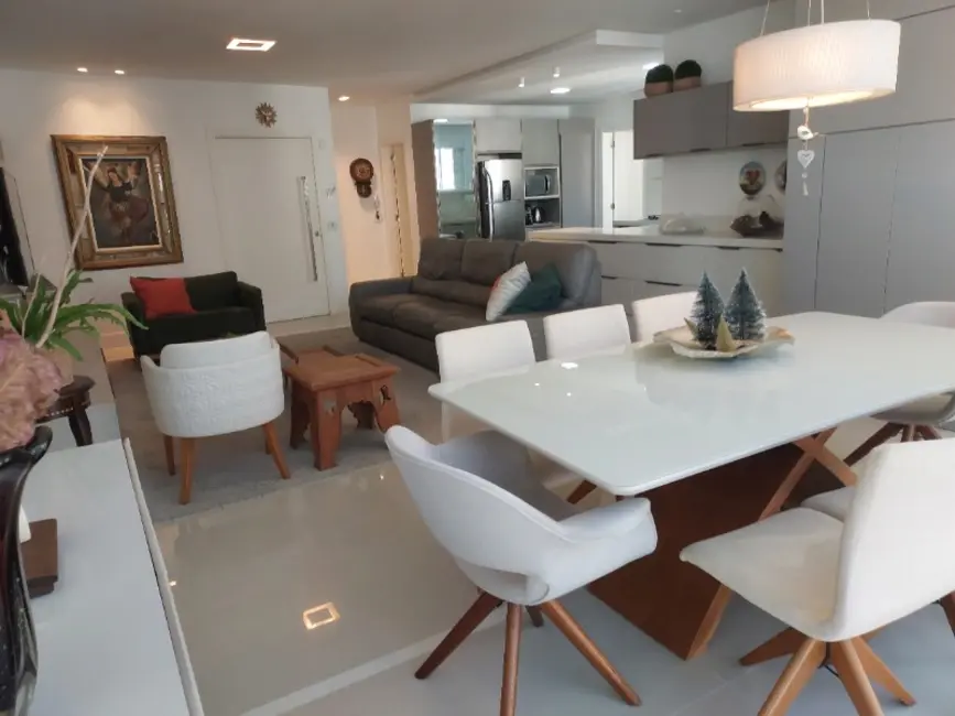 Foto 1 de Apartamento com 3 quartos à venda, 130m2 em Centro, Balneario Camboriu - SC