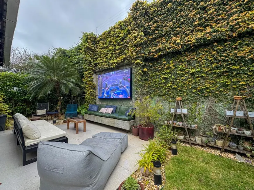 Foto 4 de Casa de Condomínio com 3 quartos à venda, 140m2 em São Judas Tadeu, Balneario Camboriu - SC