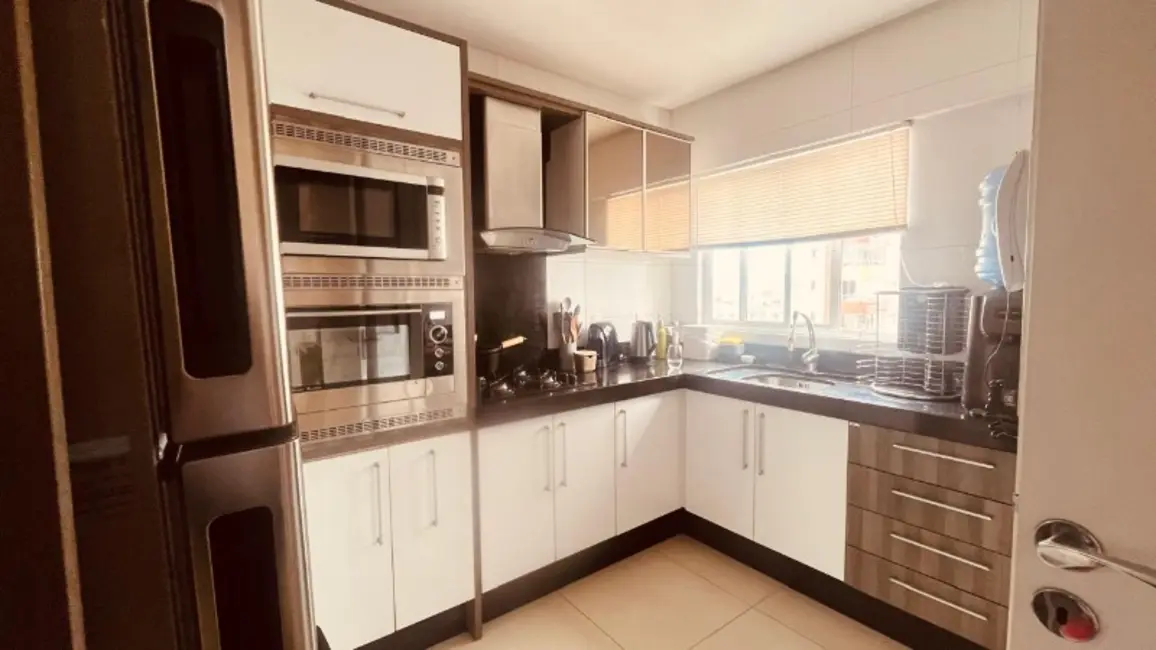 Foto 1 de Apartamento com 3 quartos à venda, 101m2 em Centro, Balneario Camboriu - SC