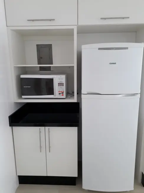 Apartamento com 2 quartos à venda, 75m2 em Centro, Balneario Camboriu - SC - imagem 6 Foto 6 de Apartamento com 2 quartos à venda, 75m2 em Centro, Balneario Camboriu - SC