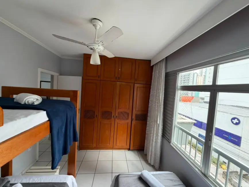 Apartamento com 2 quartos à venda, 75m2 em Centro, Balneario Camboriu - SC - imagem 8 Foto 8 de Apartamento com 2 quartos à venda, 75m2 em Centro, Balneario Camboriu - SC