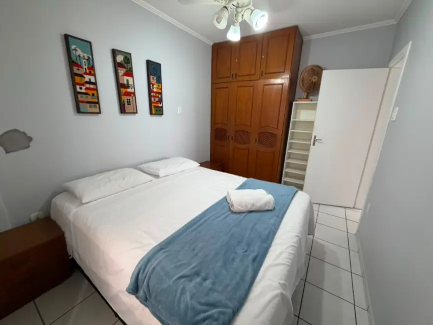 Apartamento com 2 quartos à venda, 75m2 em Centro, Balneario Camboriu - SC - imagem 2 Foto 2 de Apartamento com 2 quartos à venda, 75m2 em Centro, Balneario Camboriu - SC