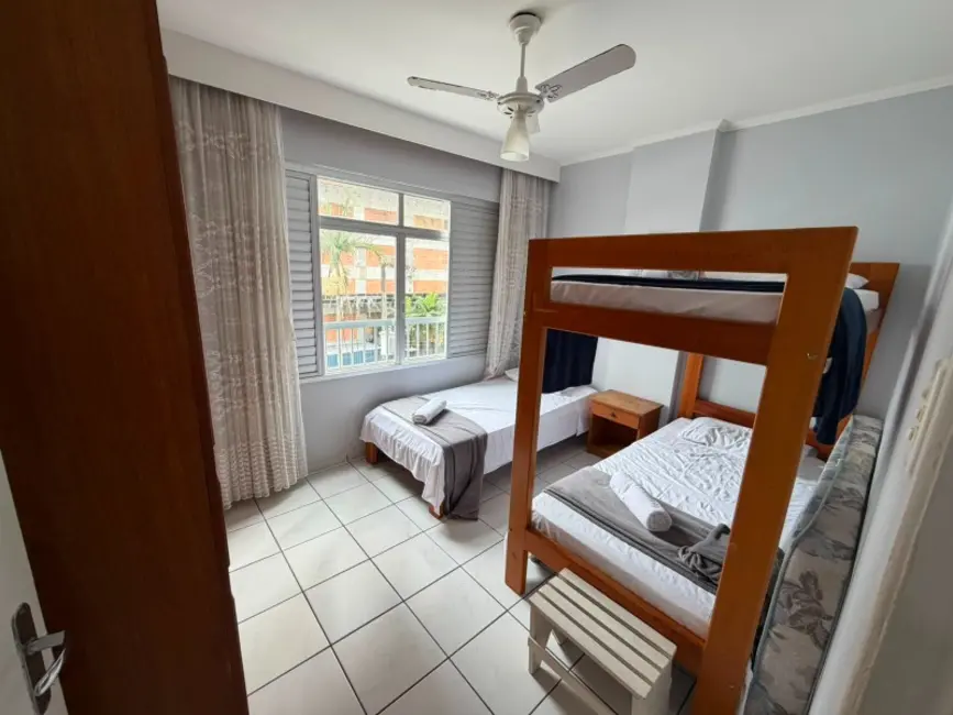 Apartamento com 2 quartos à venda, 75m2 em Centro, Balneario Camboriu - SC - imagem 6 Foto 6 de Apartamento com 2 quartos à venda, 75m2 em Centro, Balneario Camboriu - SC