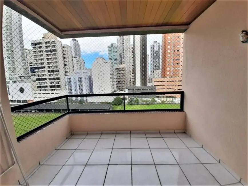 Apartamento com 2 quartos à venda, 85m2 em Centro, Balneario Camboriu - SC - imagem 3 Foto 3 de Apartamento com 2 quartos à venda, 85m2 em Centro, Balneario Camboriu - SC
