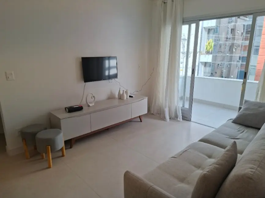 Foto 3 de Apartamento com 3 quartos para alugar, 90m2 em Centro, Balneario Camboriu - SC
