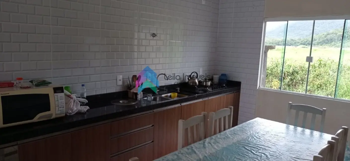 Casa com 3 quartos à venda, 360m2 em Guaramirim - SC - imagem 5 Foto 5 de Casa com 3 quartos à venda, 360m2 em Guaramirim - SC