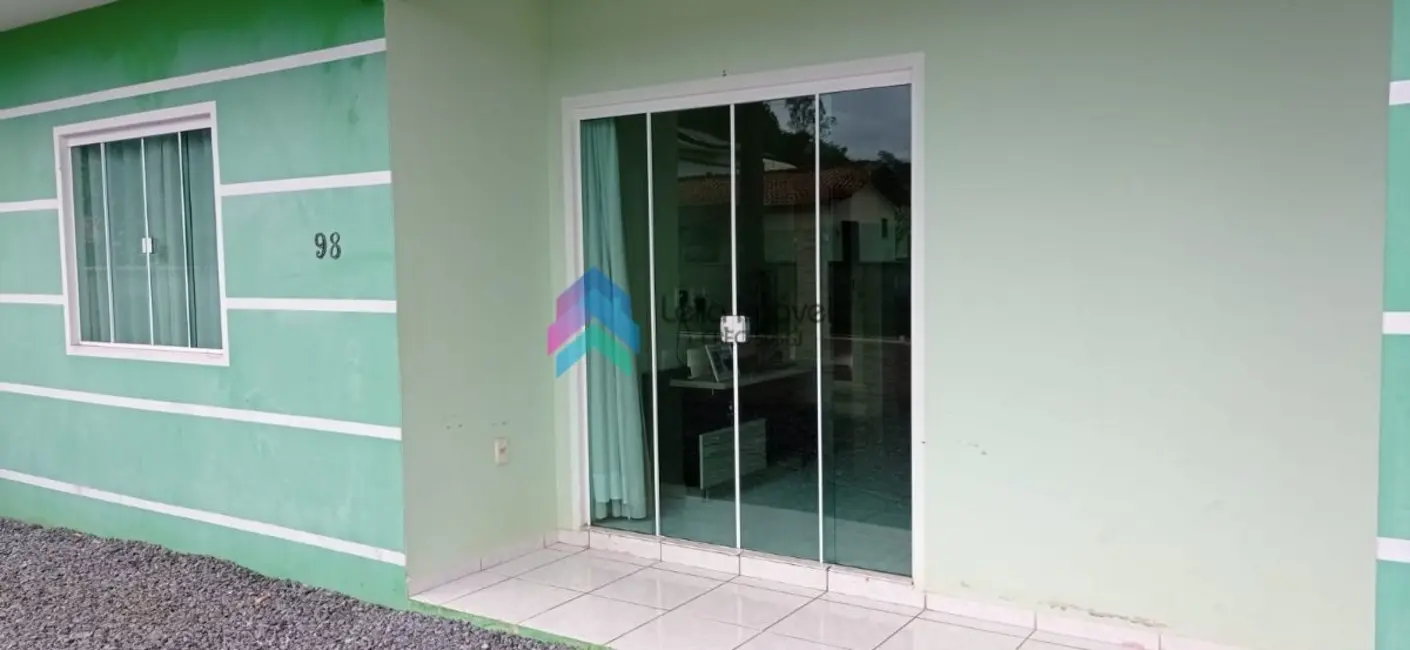 Casa com 3 quartos à venda, 360m2 em Guaramirim - SC - imagem 2 Foto 2 de Casa com 3 quartos à venda, 360m2 em Guaramirim - SC