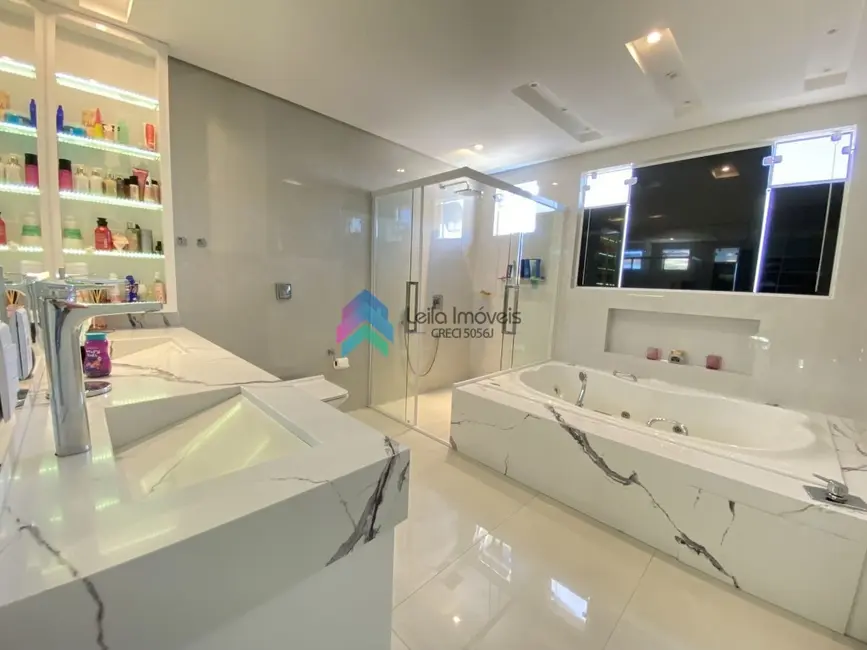 Casa com 3 quartos à venda, 871m2 em Guaramirim - SC - imagem 7 Foto 7 de Casa com 3 quartos à venda, 871m2 em Guaramirim - SC