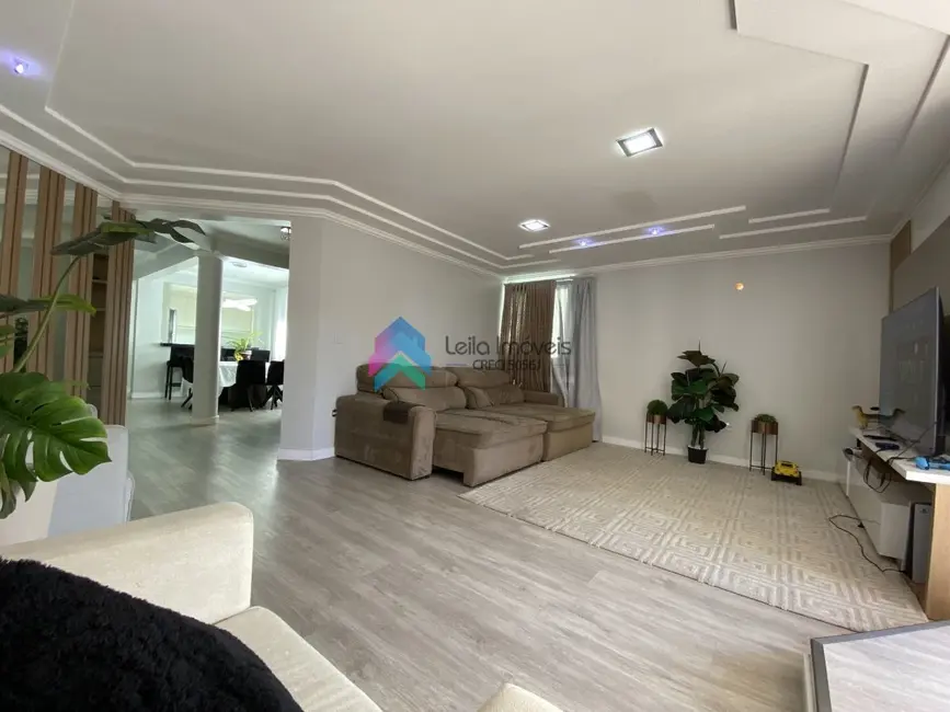 Casa com 3 quartos à venda, 871m2 em Guaramirim - SC - imagem 2 Foto 2 de Casa com 3 quartos à venda, 871m2 em Guaramirim - SC