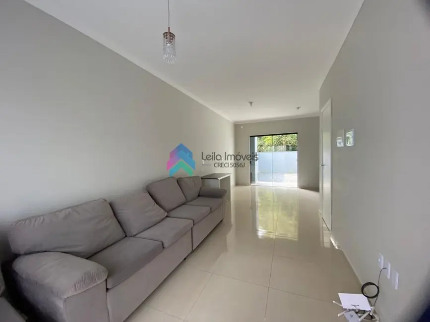 Casa com 2 quartos à venda em Guaramirim - SC - imagem 3 Foto 3 de Casa com 2 quartos à venda em Guaramirim - SC